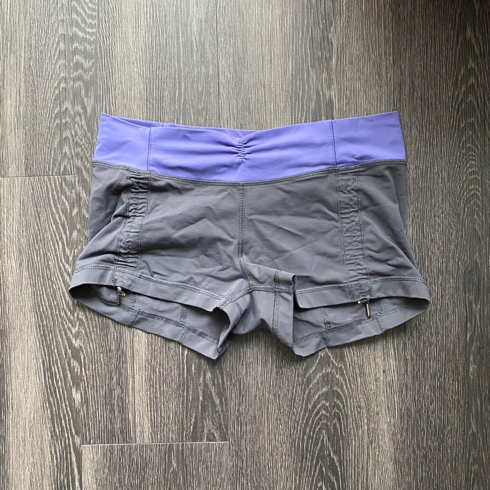 Lululemon shorts size 10